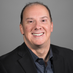 Eric Knott Headshot